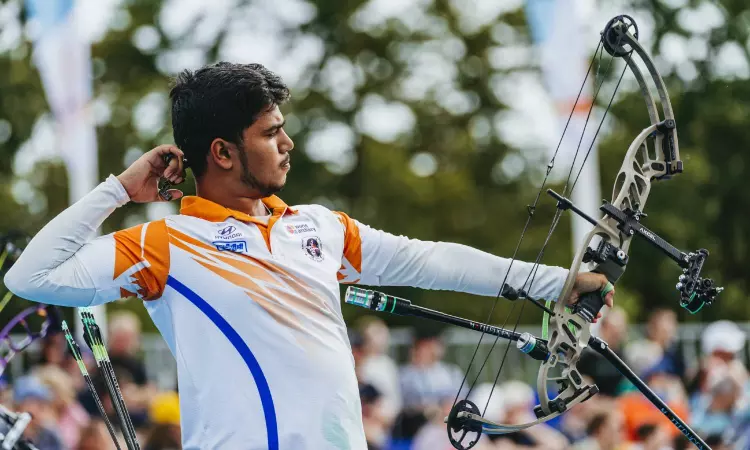 Asian Games: Verma, Deotale set up all-Indian final clash