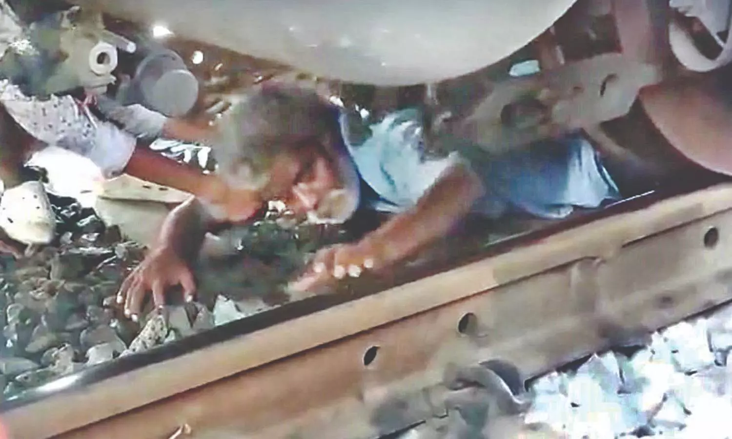 Elderly man escapes falling flat on railway track without a scratch