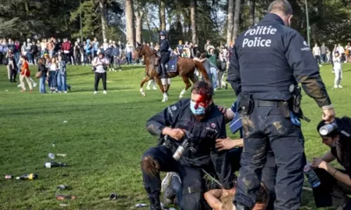 10,000 demonstrate in Brussels against anti-breakers law