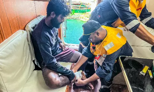 Coast Guard rescues 10 fishermen off TN coast