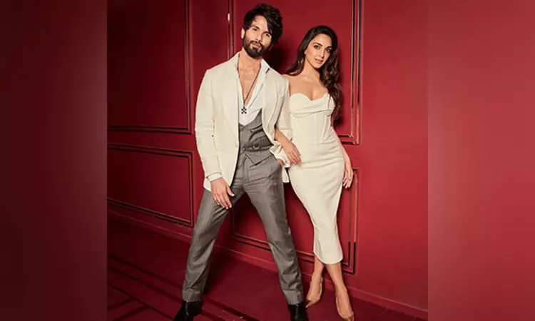 Watch: Shahid Kapoor, Kiara Advani groove to Amitabh Bachchans Jumma Chumma Watch: Shahid Kapoor, Kiara Advani groove to Amitabh Bachchans Jumma Chumma