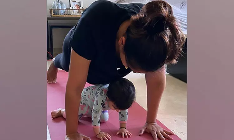 Bipasha Basus workout session is loaded with daughter Devis cuteness
