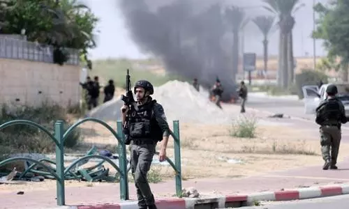 Tensions running high in West Bank as Israel imposes closure