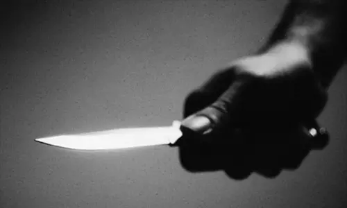 Youth hacked to death in Sholavaram