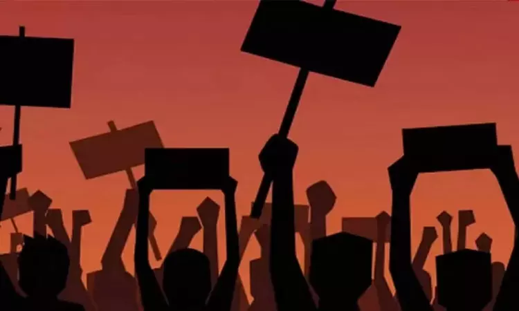 Medical scheme members protest for regularisation