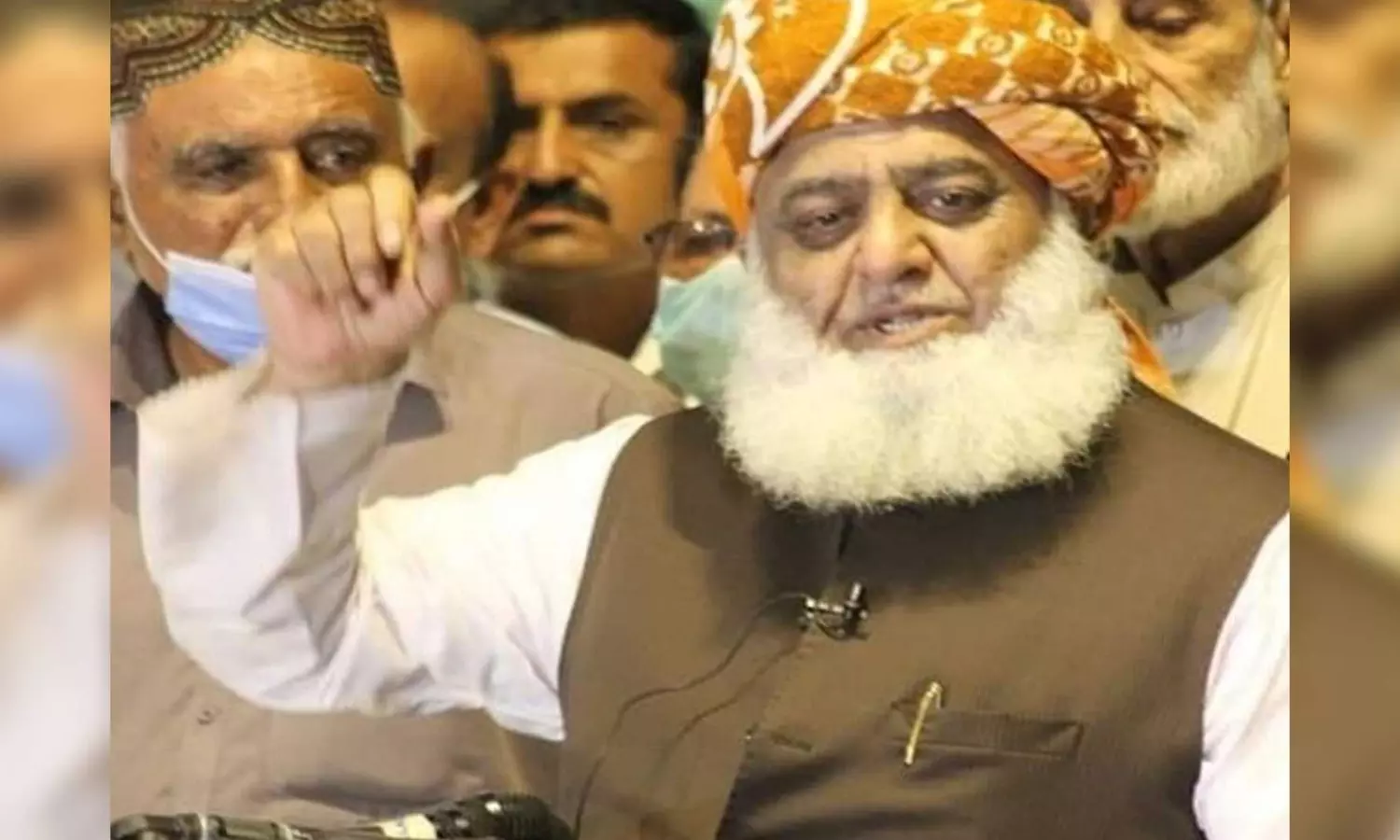 Pakistan: JUI-F chief criticises Pakistans ongoing crackdown against Afghans