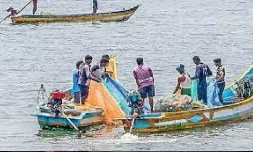 17 fishermen arrested by Sri Lankan Coast Guard arrive in Chennai 17 fishermen arrested by Sri Lankan Coast Guard arrive in Chennai