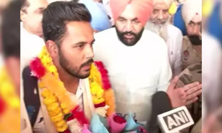 Asian Games: Indian mens hockey receives grand welcome at Amritsar airport