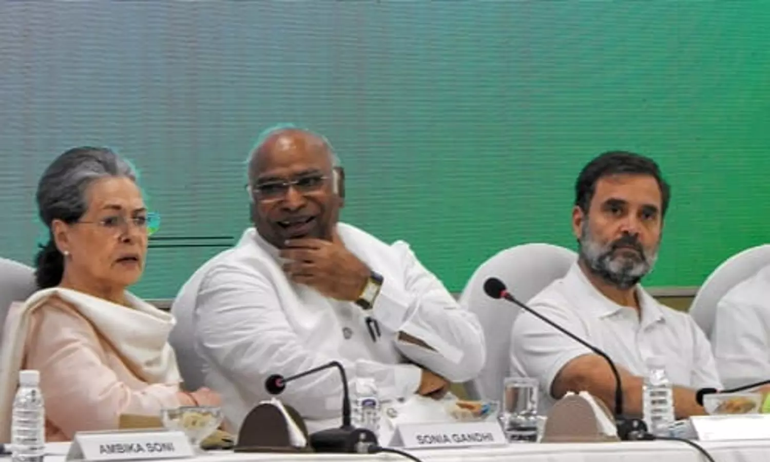 Cong CEC meets to finalise candidates for Chhattisgarh, Mizoram assembly polls