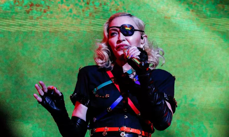 Madonnas greatest hits tour to feature 40 songs & a time machine
