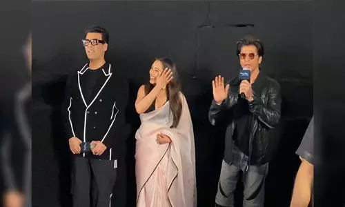 SRK, Rani, Karan surprise fans at KKHH special screening in Mumbai SRK, Rani, Karan surprise fans at KKHH special screening in Mumbai