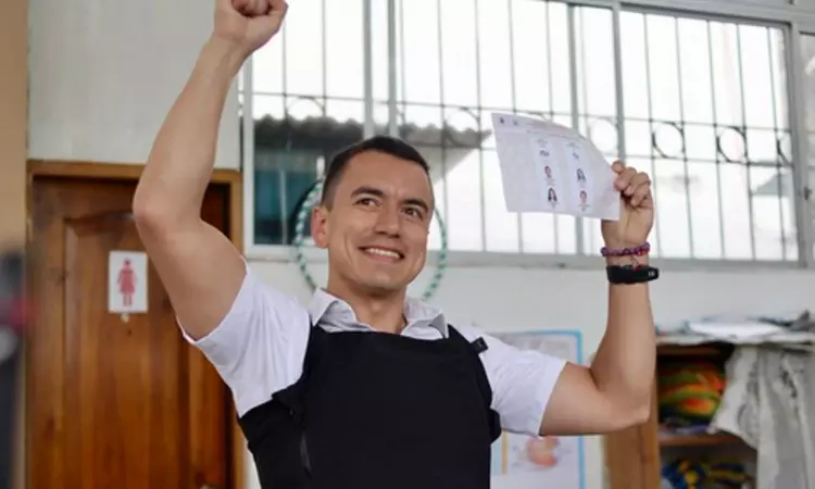 Amid wave of violence, Ecuador gets new President