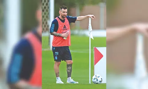 Messi still reeling with injury ahead of Peru match
