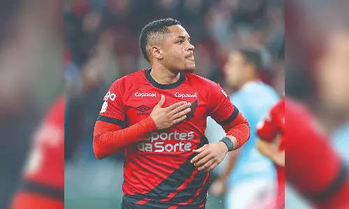 18-year-old Vitor could join Barcelona in January