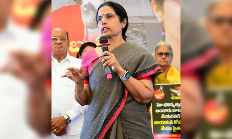Chandrababu Naidu’s wife condemns police high-handedness towards TDP leaders
