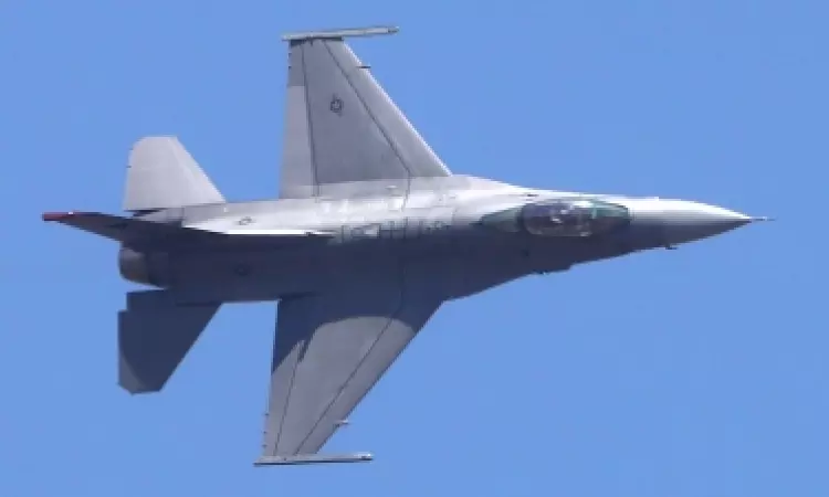 Pakistan’s aerial attack foiled by Indian air defence amid blackouts and sirens, retaliatory measures launched Pakistan’s aerial attack foiled by Indian air defence amid blackouts and sirens, retaliatory measures launched