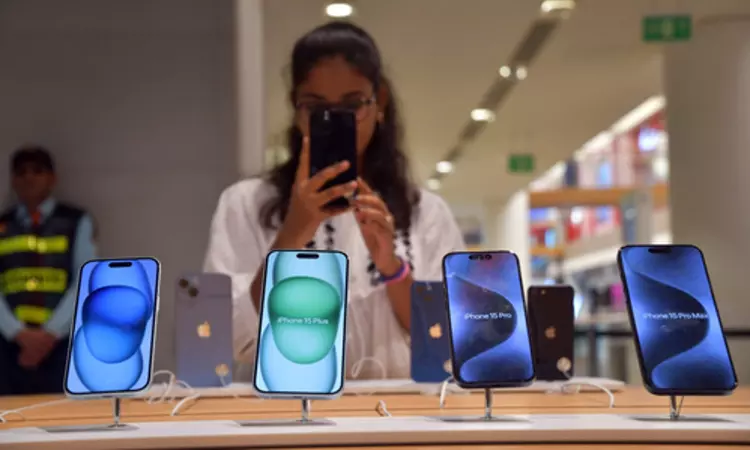 iPhone sales cross 1.5 mn million units in 1st week of India festive season