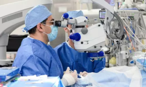Indian-American surgeon determines molecular age of eye for 1st time