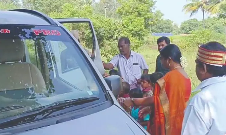 Collector turns good Samaritan during accident Collector turns good Samaritan during accident