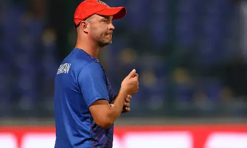 Afghanistan coach Trott hopeful of win against under-pressure Pakistan