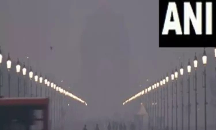 Delhis air quality continues to remain in poor category with AQI of 266 Delhis air quality continues to remain in poor category with AQI of 266