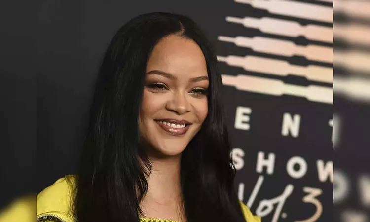 Rihanna planning a major comeback tour