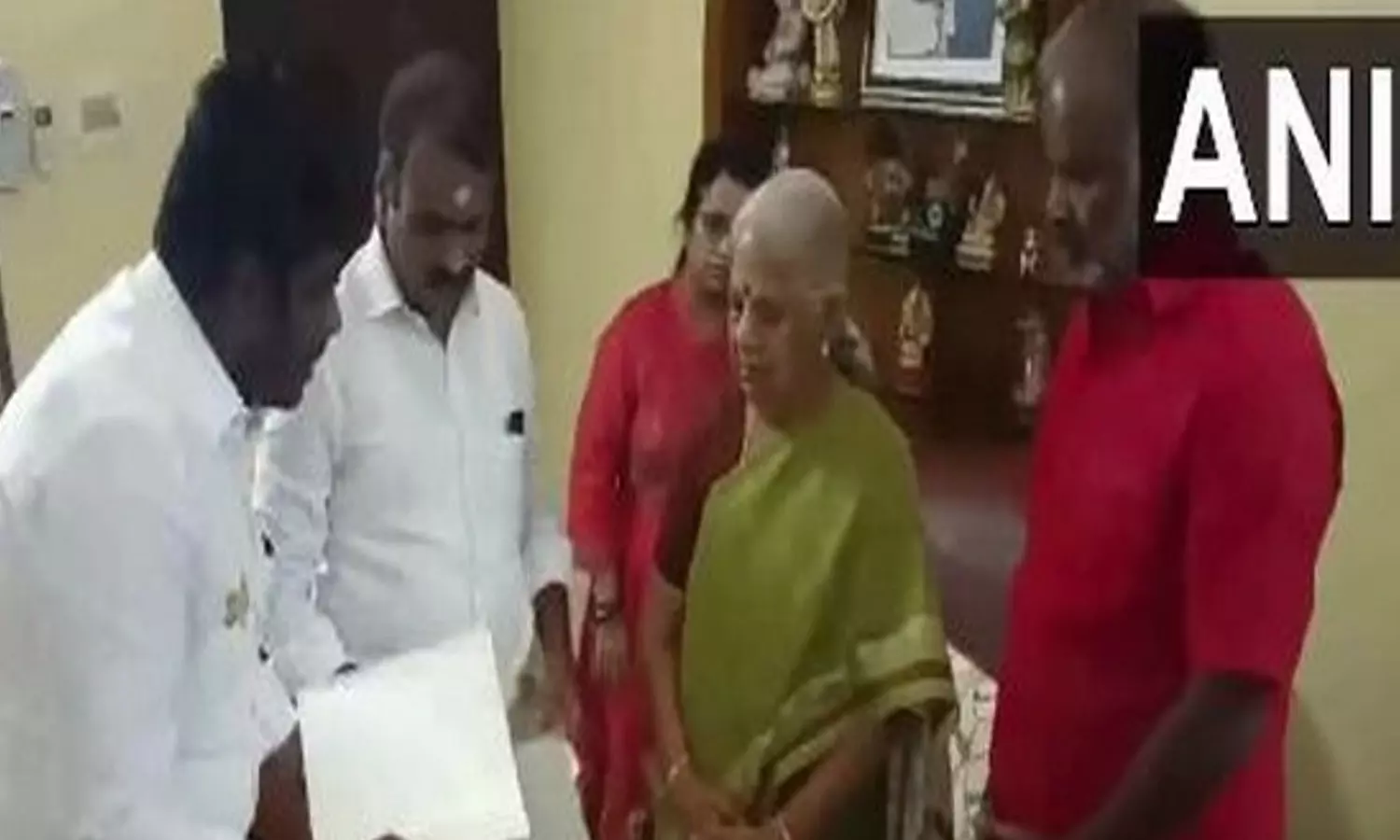 PM writes to Bangaru Adigalar family; politicos condole