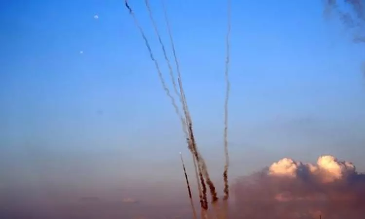 Airstrikes in Gaza destroy 320 Hamas targets: Israeli intelligence Airstrikes in Gaza destroy 320 Hamas targets: Israeli intelligence