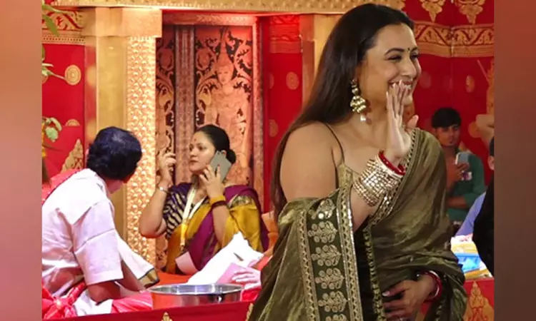 Rani Mukerji performs traditional Dhunuchi dance at Durga Puja celebrations