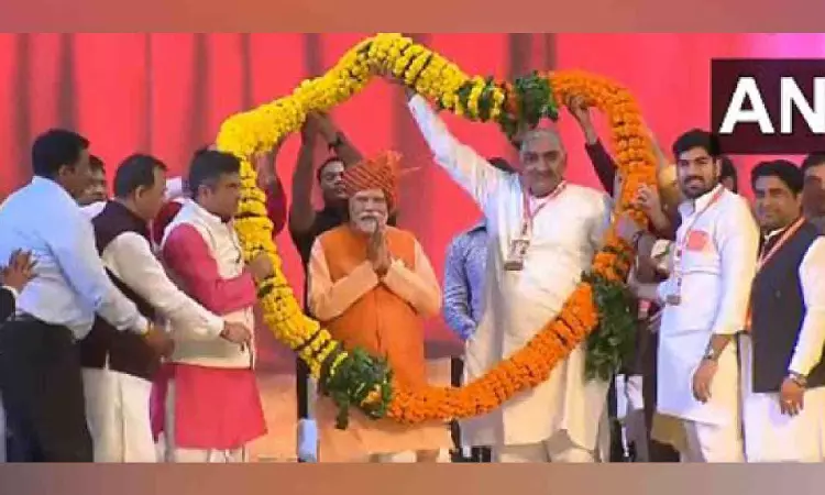 PM Modi reaches Dwarka Sector-10 to attend Ravan Dahan