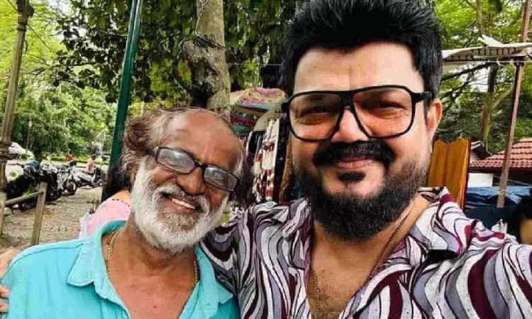 Rajinikanth resemblance makes Kochi tea shop owner a celebrity Rajinikanth resemblance makes Kochi tea shop owner a celebrity