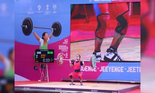 National Games: Dipali Gursale, Prashant Koli break records to win weightlifting gold medal