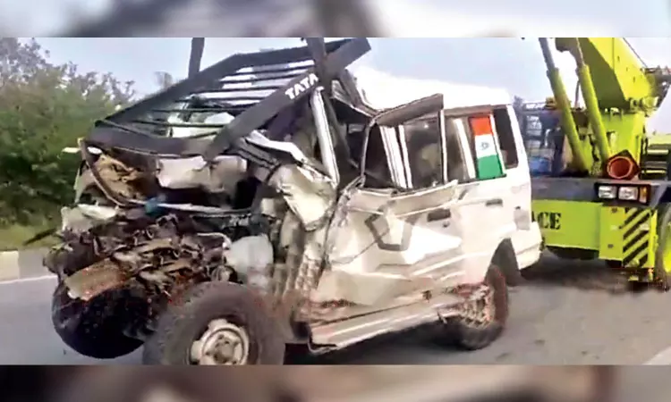13 killed as SUV rams tanker in Karnataka