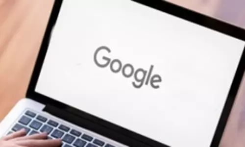 Google’s AI chatbot Bard will now reply to your questions in real time