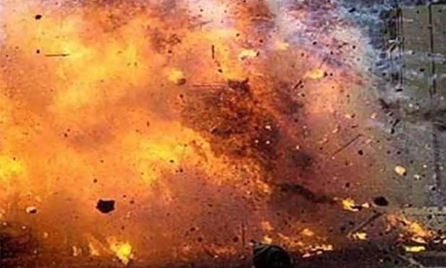 Country bomb explodes in East Tambaram, no casualties reported Country bomb explodes in East Tambaram, no casualties reported