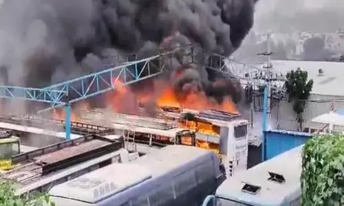 Massive fire engulfs bus depot in Blurus Veerabhadranagar, no casualties reported