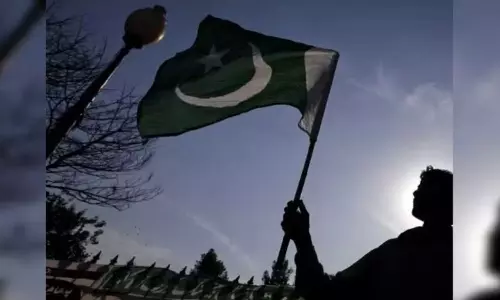 Pak to start expelling illegal immigrants in phases from Nov 1: Bugti