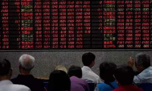 Micro stocks shine in Chinas flagging share market