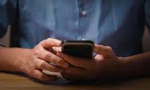 Study shows mobile phone use may reduce semen quality