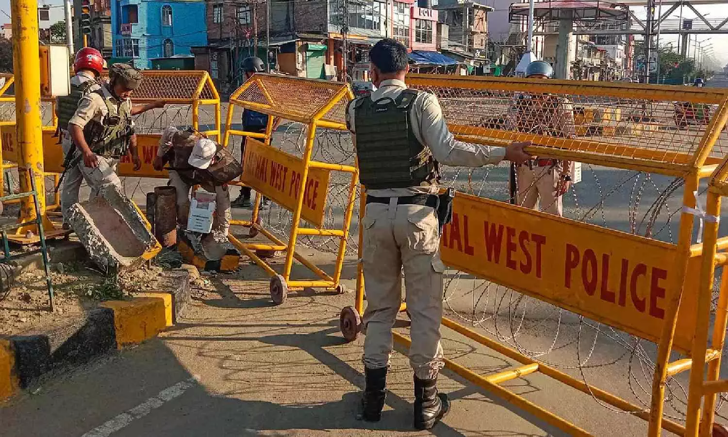 Mobile internet ban in Manipur again extended till Nov 8