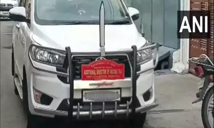 Raids turn dud, I-T dept narrows down on sr official for suspected leak