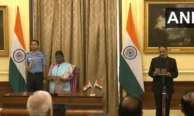 Heeralal Samariya sworn in as Chief Information Commissioner