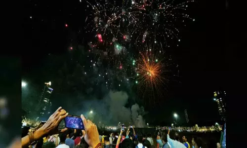 Cities all decked up with festivities as Diwali approaches