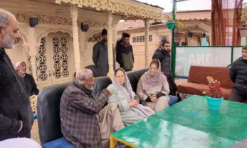PDP chief Mehbooba Mufti visits houseboats ravaged by fire on Dal lake PDP chief Mehbooba Mufti visits houseboats ravaged by fire on Dal lake