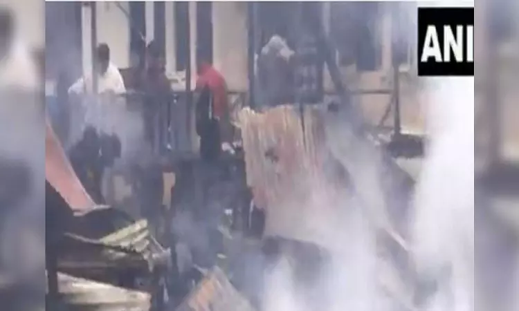 J-K: 3 Bangladeshi tourists killed as fire engulfs houseboats