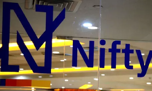 All sectors in red barring PSU banks, realty as Nifty trends lower All sectors in red barring PSU banks, realty as Nifty trends lower