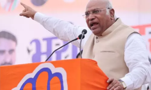 Kharge to step in to resolve SP-Congress imbroglio in UP