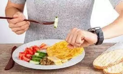 Limiting food intake in 10-hour window can boost hunger, mood & sleep