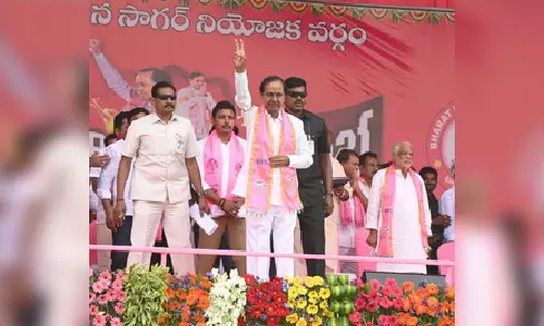 KCR predicts coalition govt at Centre