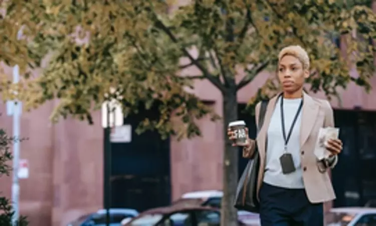 8 healthy eating hacks for busy professionals